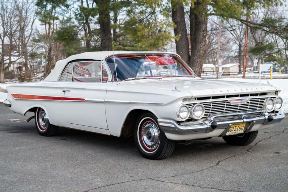 1961 Chevrolet Impala (1961-1964) sold for $75,500