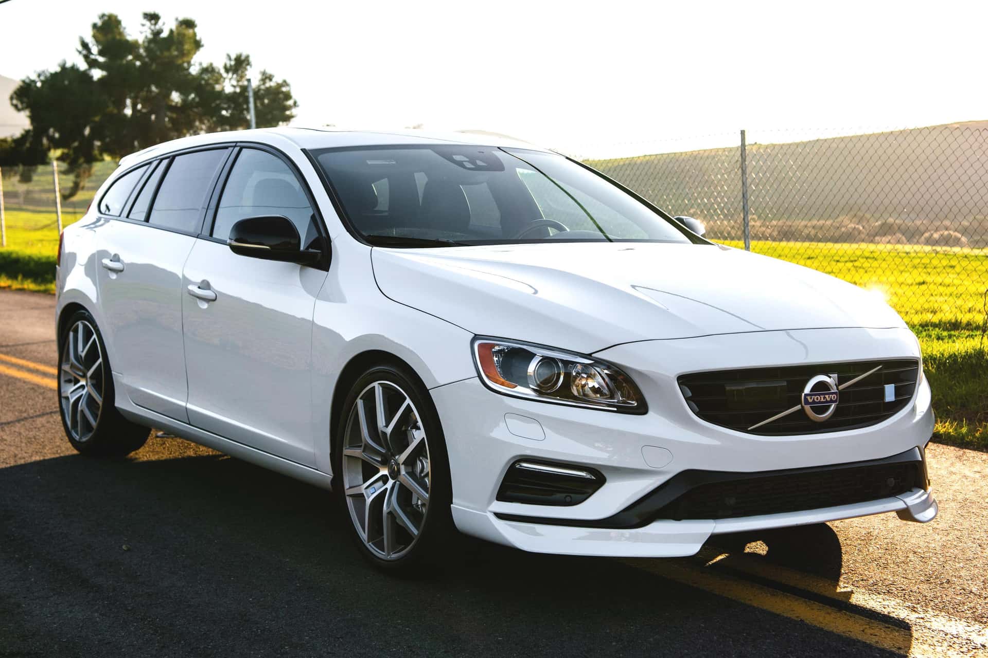 2016 Volvo V60 sold for $27,500