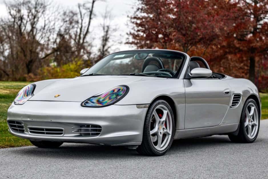 2003 Porsche 986 Boxster sold for $12,600