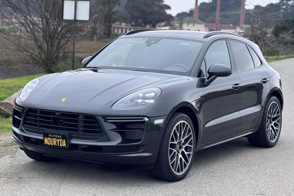 2021 Porsche Macan sold for $73,250