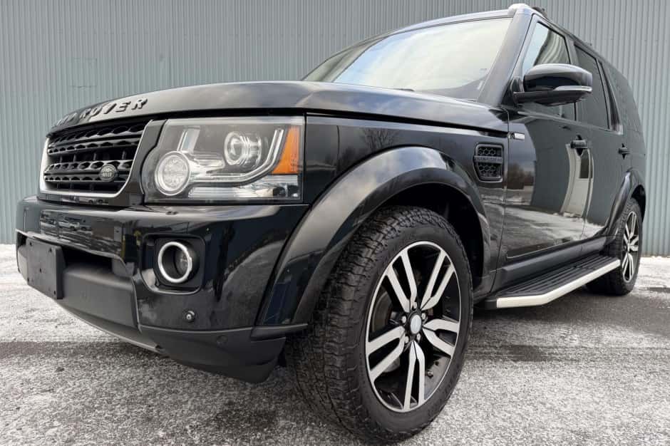 2016 Land Rover LR4 sold for $13,500