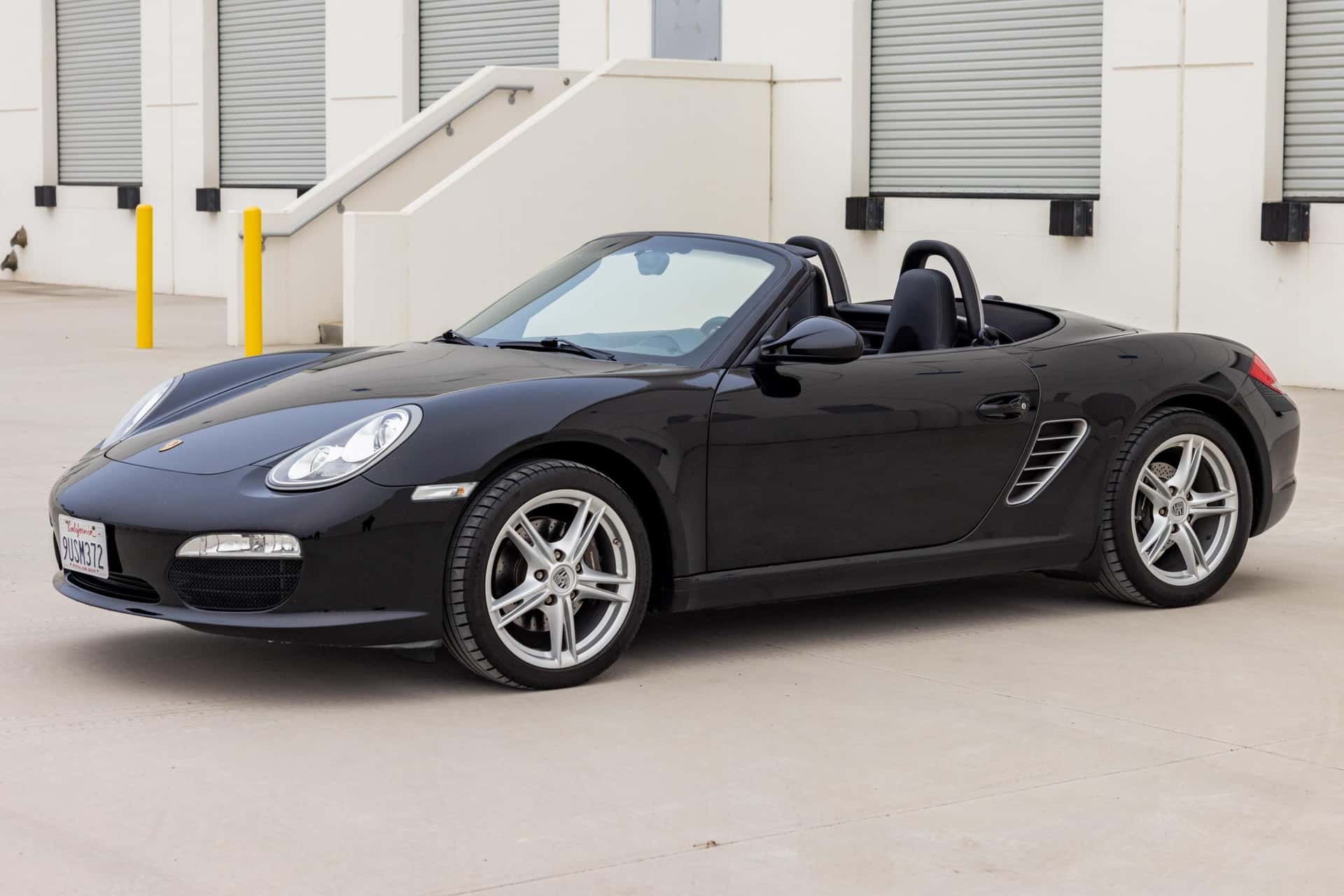 2011 Porsche 987 Boxster sold for $27,500