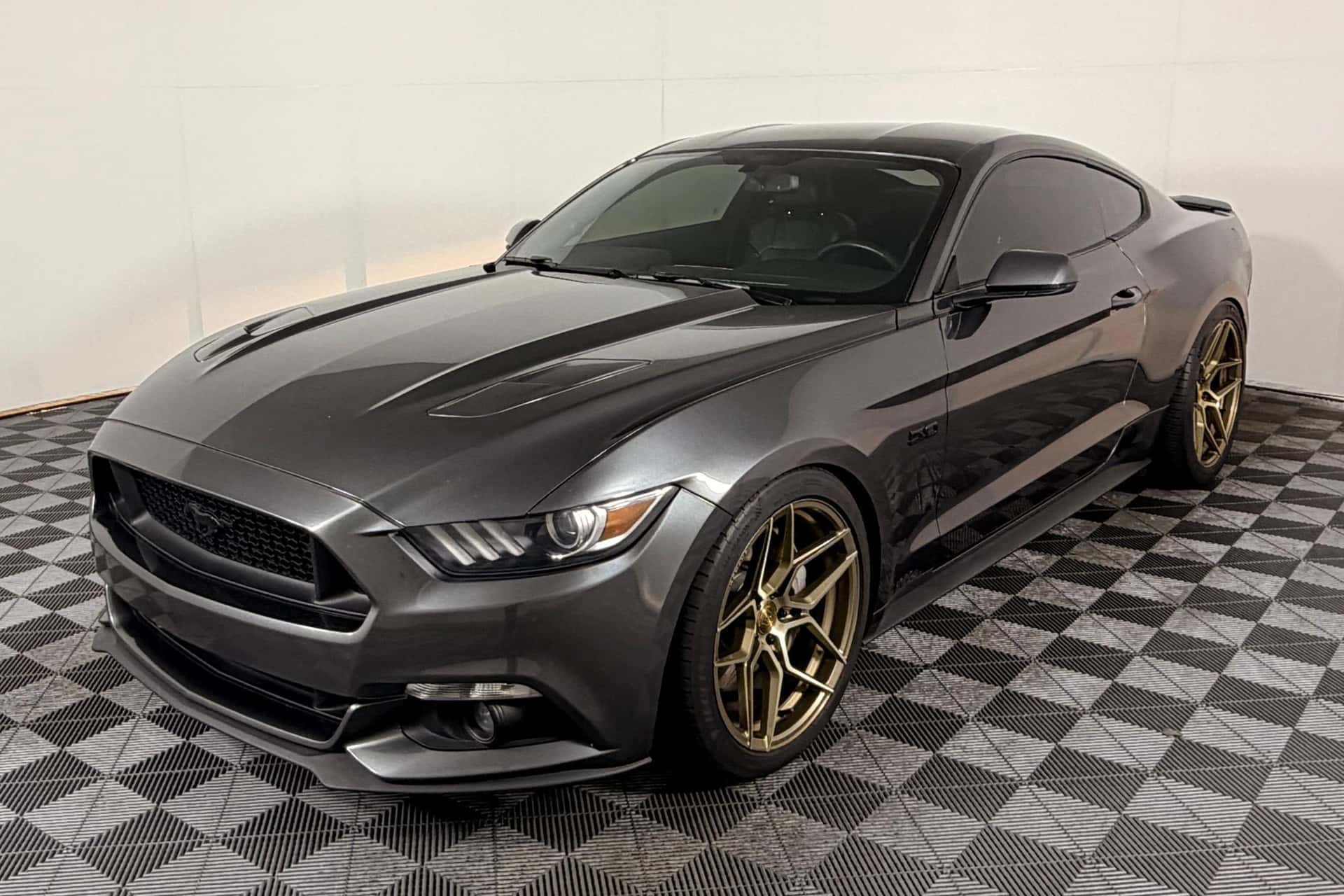 2016 Ford Mustang sold for $20,000