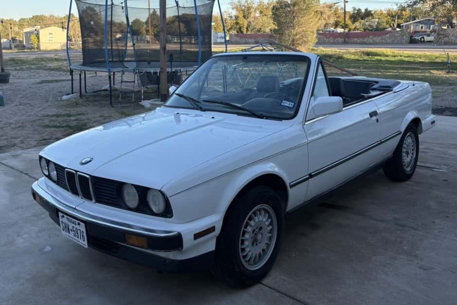 1989 BMW E30 3-Series Convertible sold for $6,613