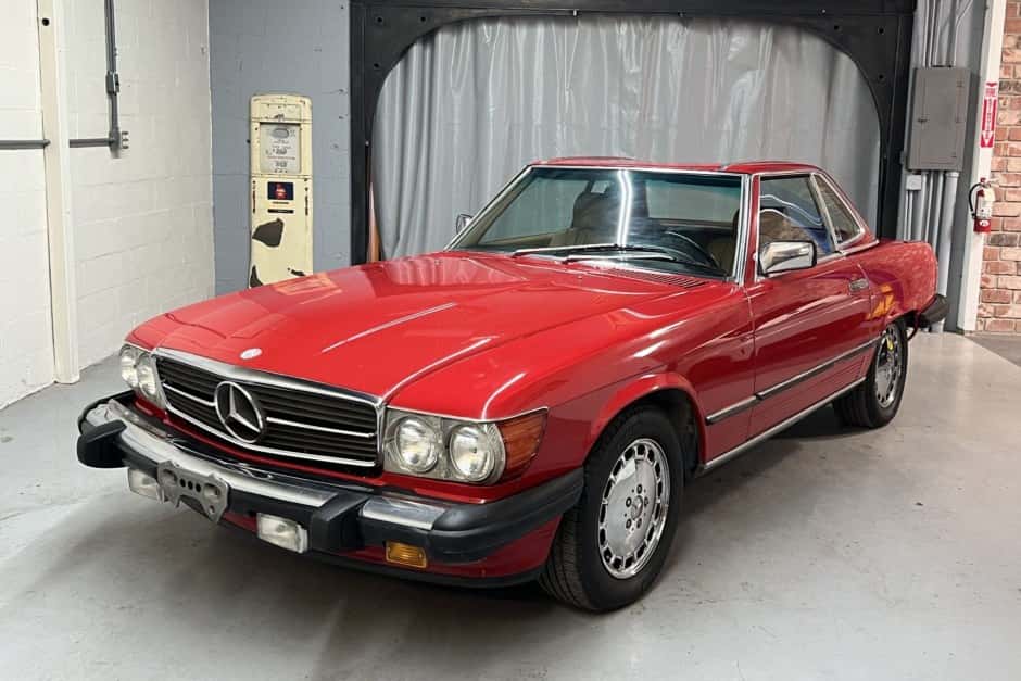 1989 Mercedes-Benz R107 SL sold for $18,500