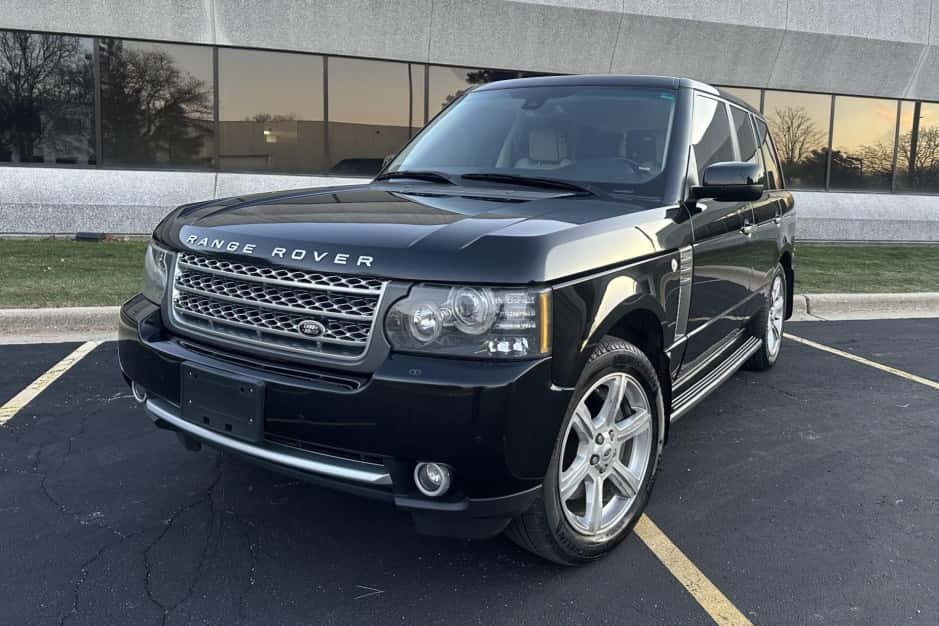 2011 Land Rover Range Rover L322 sold for $11,000