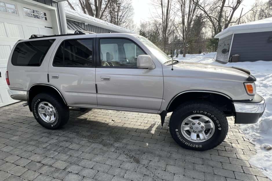 1999 Toyota 4Runner (N180) sold for $34,500