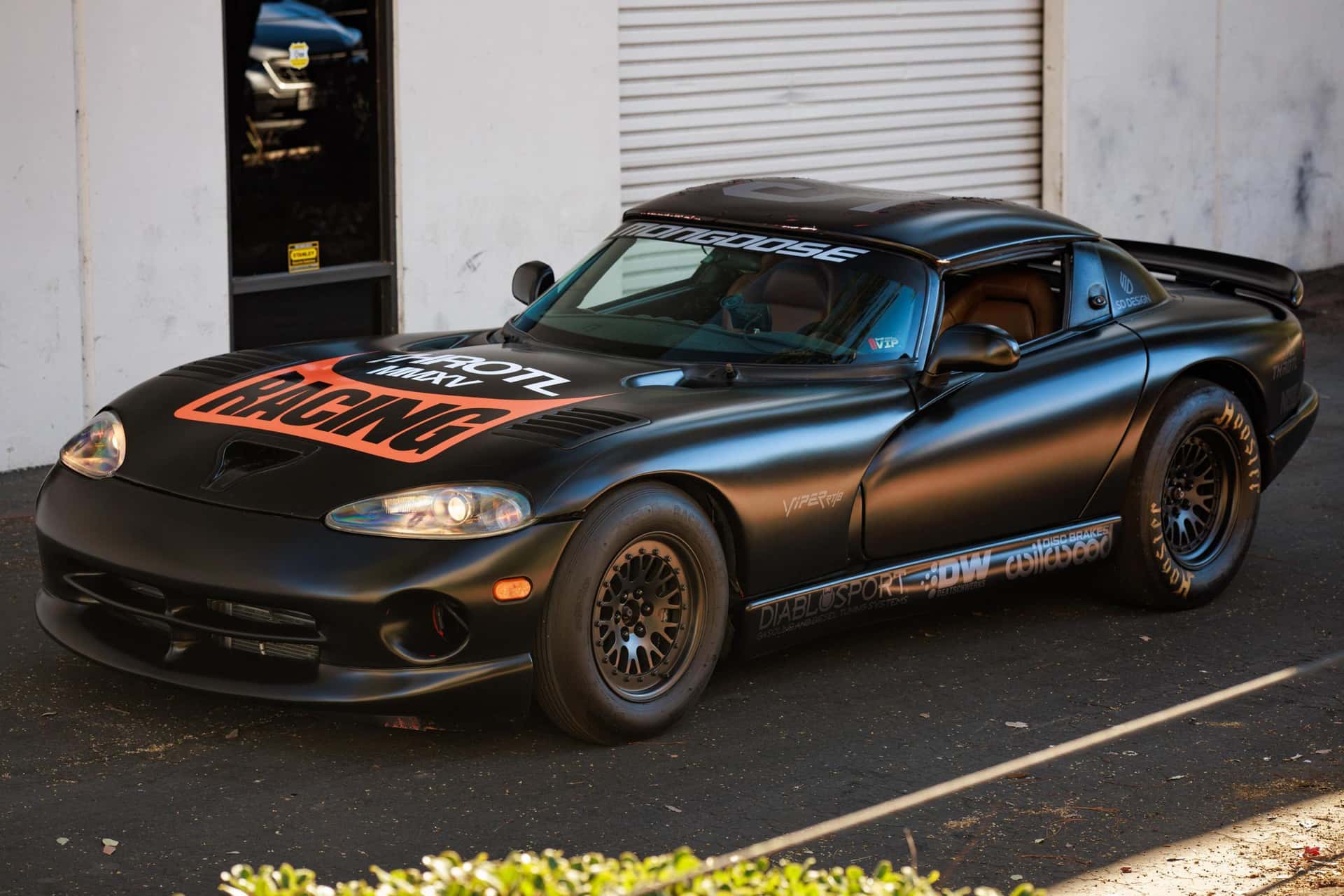 2001 Dodge Viper sold for $33,250