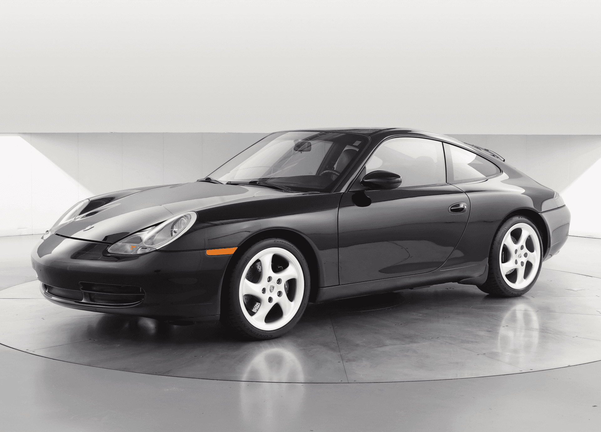 1999 Porsche 911 sold for $25,000