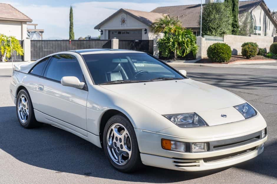 1991 Nissan Z32 300ZX sold for $18,250