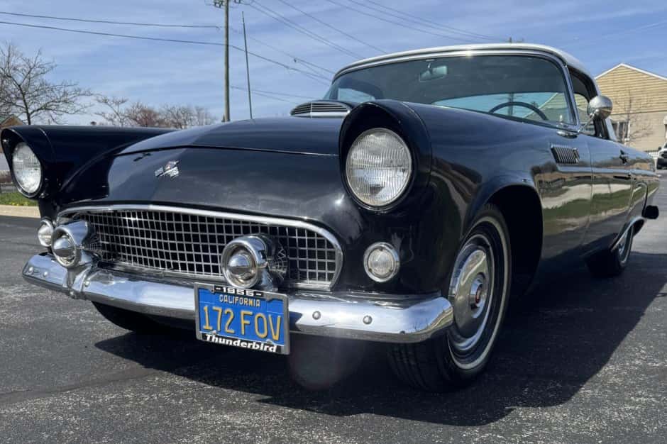1955 Ford Thunderbird (1955-1957) sold for $19,500