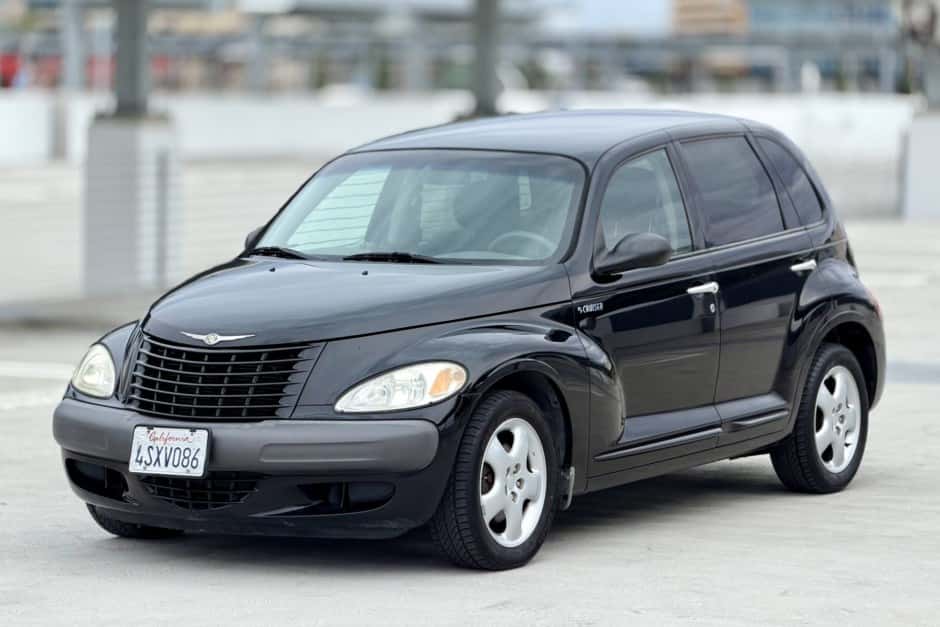 2001 Chrysler PT Cruiser sold for $3,666