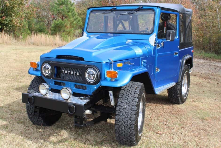 1972 Toyota Land Cruiser FJ40 sold for $20,000