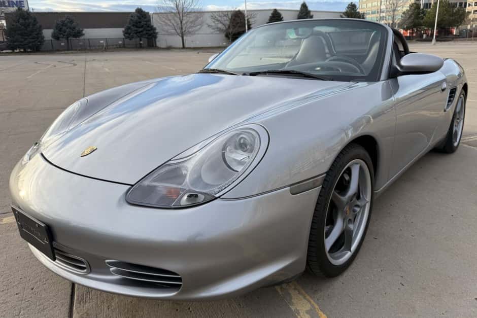 2004 Porsche 986 Boxster sold for $25,000