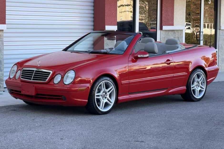 2002 Mercedes-Benz CLK-Class sold for $9,600
