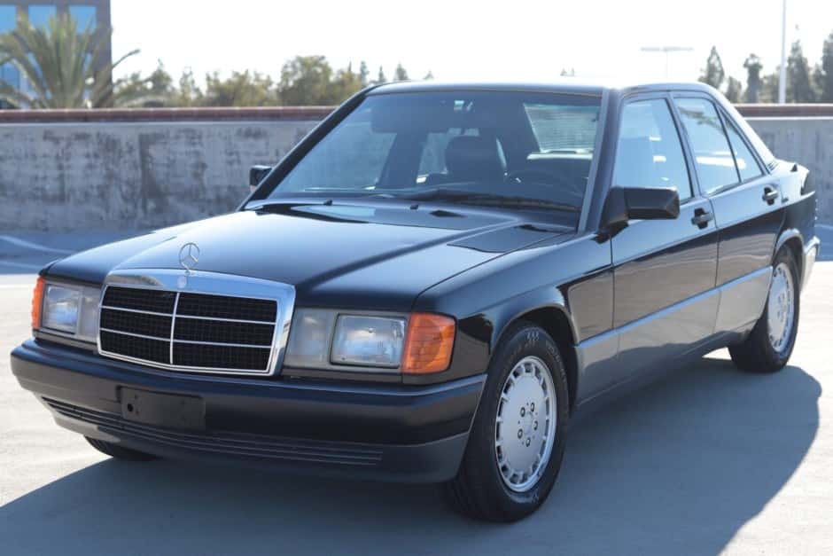 1992 Mercedes-Benz W201 190 sold for $7,600