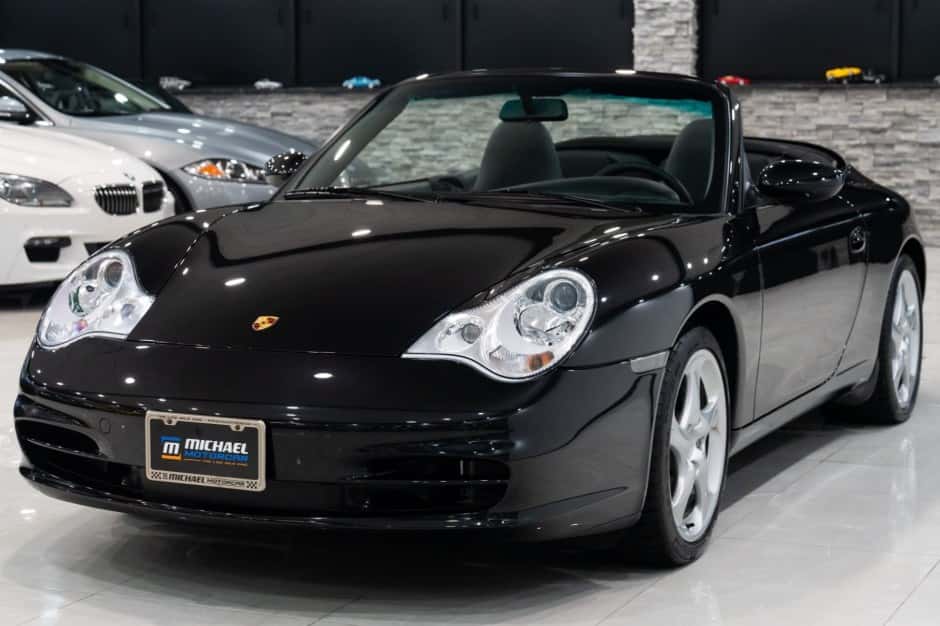 2004 Porsche 996 911 Carrera sold for $45,750
