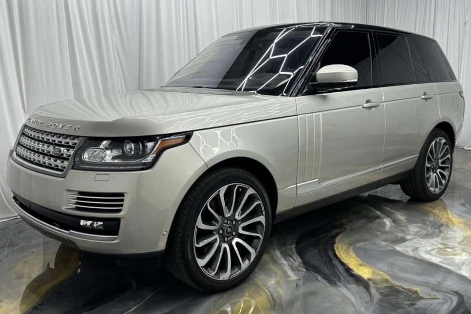 2016 Land Rover Range Rover L405 sold for $40,250