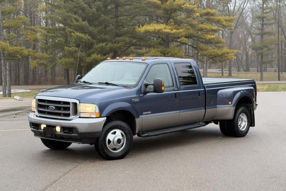2004 Ford Super Duty 1999-2007 sold for $14,500