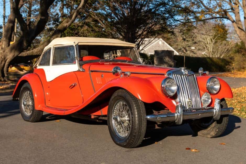 1954 MG TF sold for $15,500