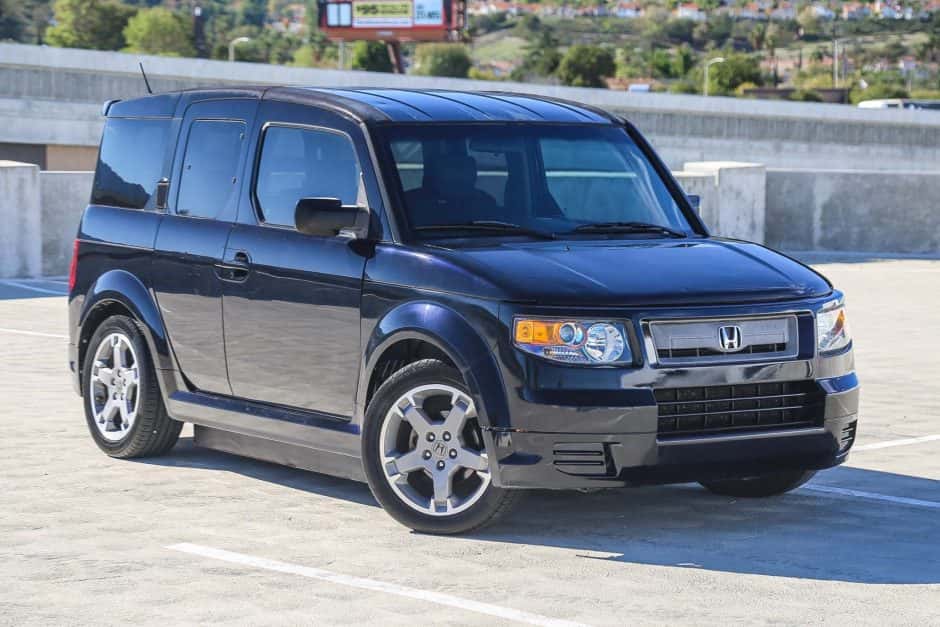 2007 Honda Element sold for $6,050