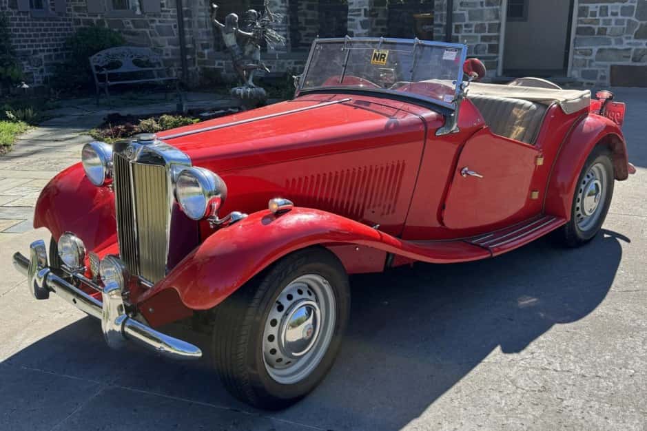 1953 MG TD sold for $12,500