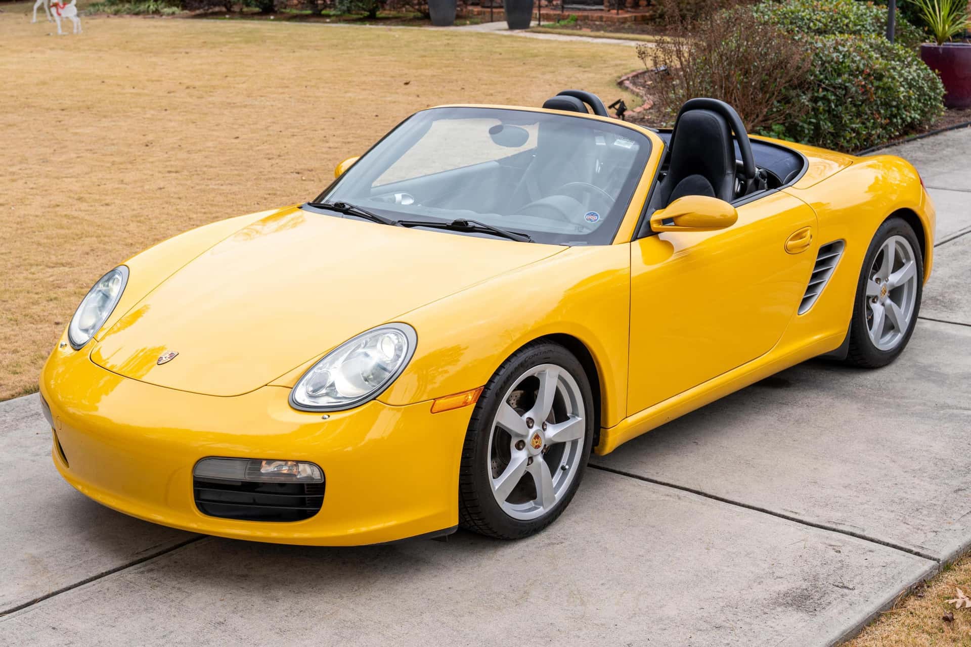 2007 Porsche 987 Boxster sold for $15,850