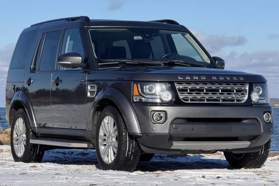 2015 Land Rover LR4 sold for $14,000