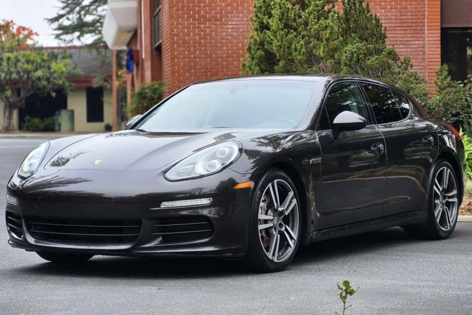 2014 Porsche Panamera sold for $19,250