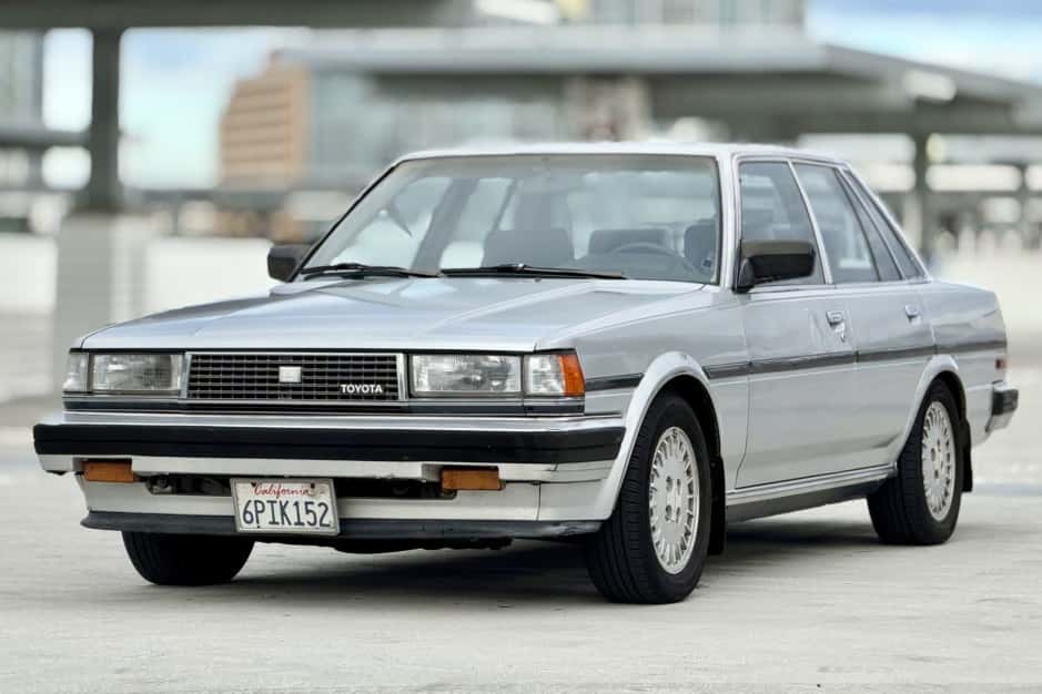 1985 Toyota Cressida & Mark II sold for $7,900