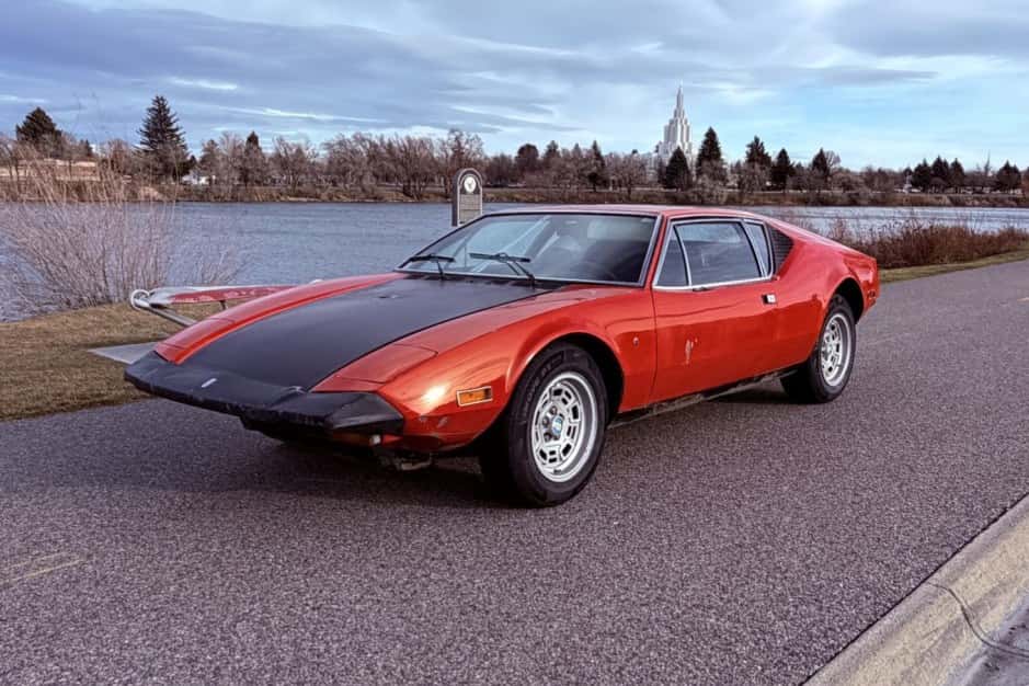 1974 DeTomaso Pantera sold for $58,000