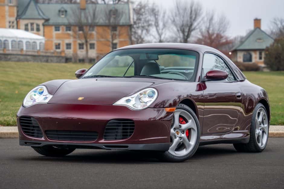 2004 Porsche 996 911 Carrera sold for $56,996
