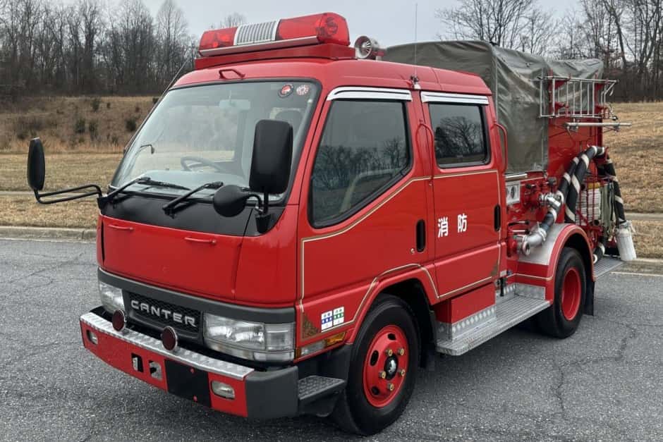 1999 Mitsubishi Canter sold for $15,000