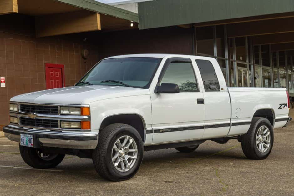 1998 Chevrolet C/K GMT400 (1988-2002) sold for $16,500