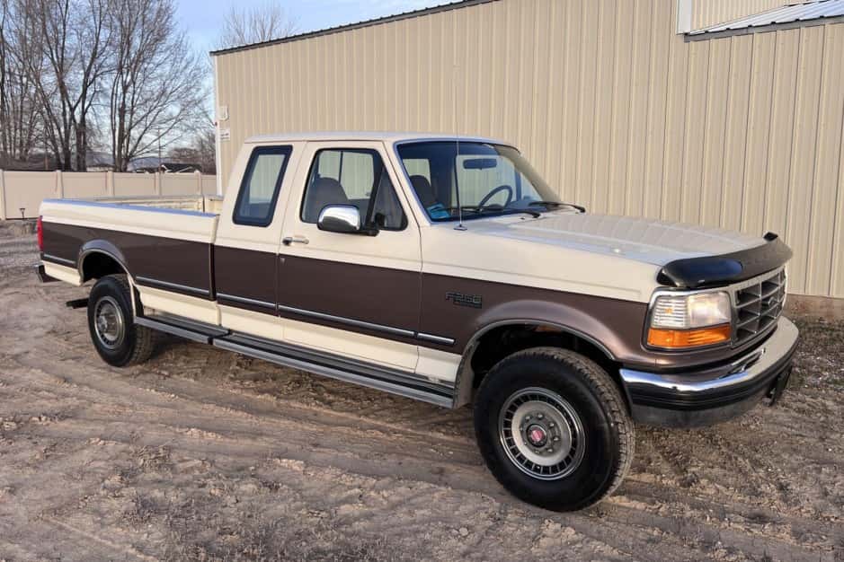 1992 Ford F-Series 1992-1997 sold for $15,000