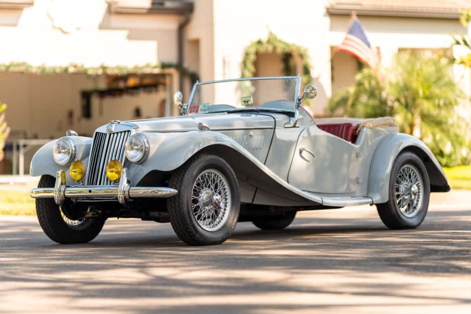 1954 MG TF sold for $25,500