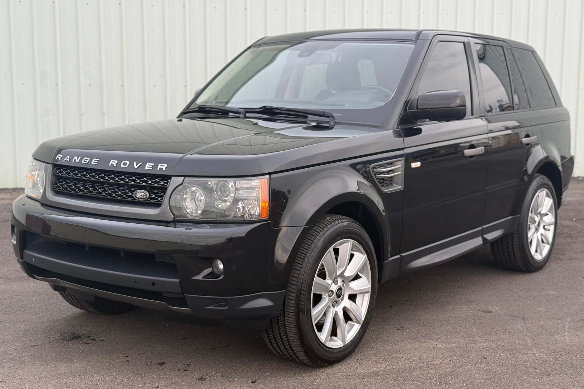 2011 Land Rover Range Rover Sport sold for $9,500