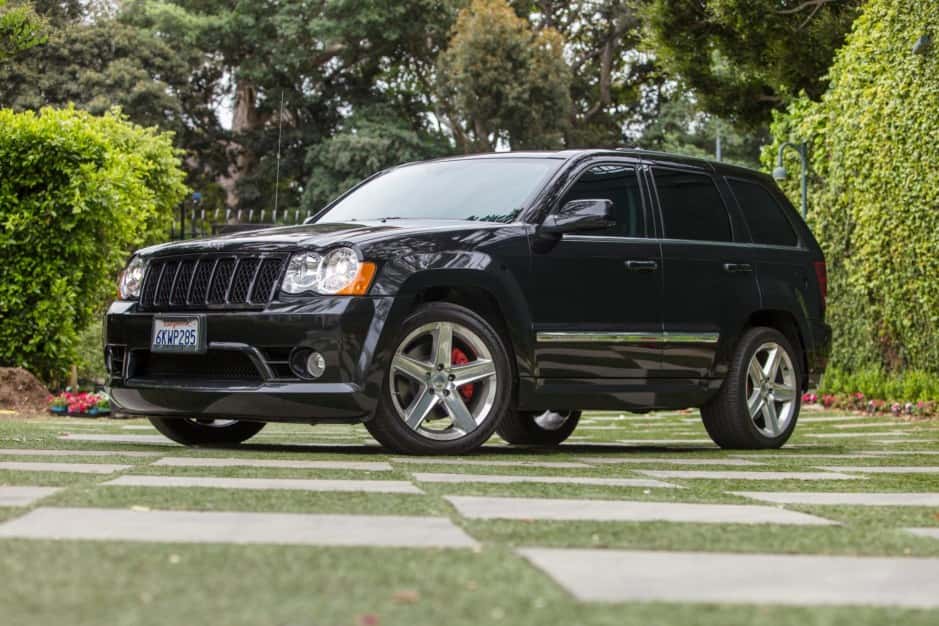 2010 Jeep WK Grand Cherokee sold for $26,000