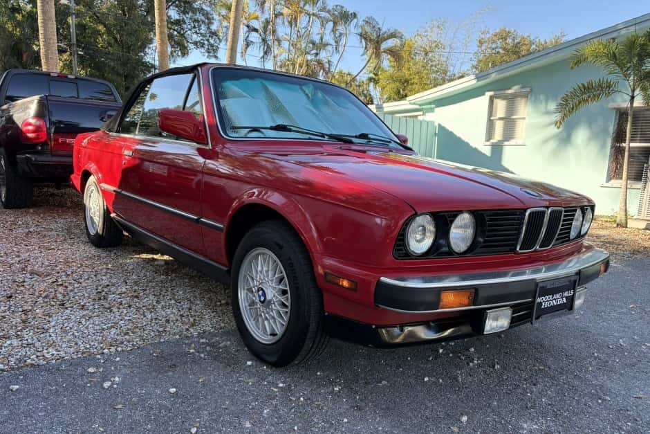 1989 BMW E30 3-Series Convertible sold for $8,500