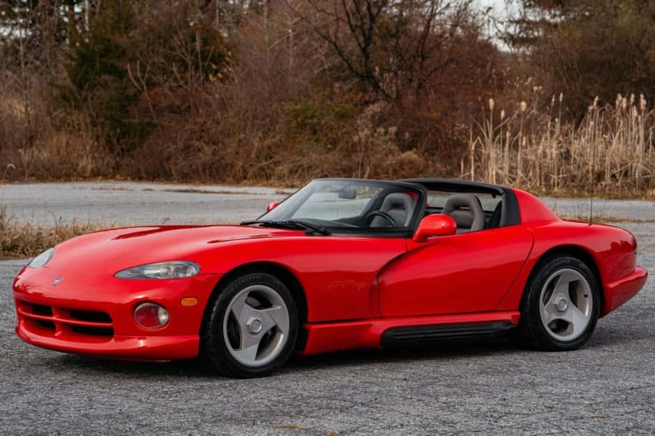 1992 Dodge Viper SR I (1992-1995) sold for $43,000
