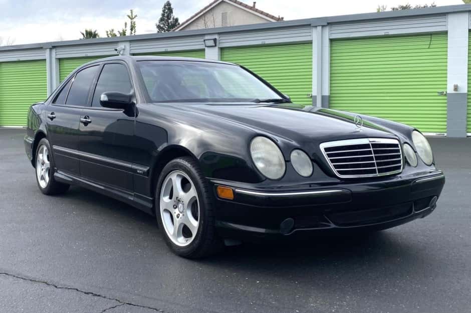 2001 Mercedes-Benz W210 E-Class sold for $4,000