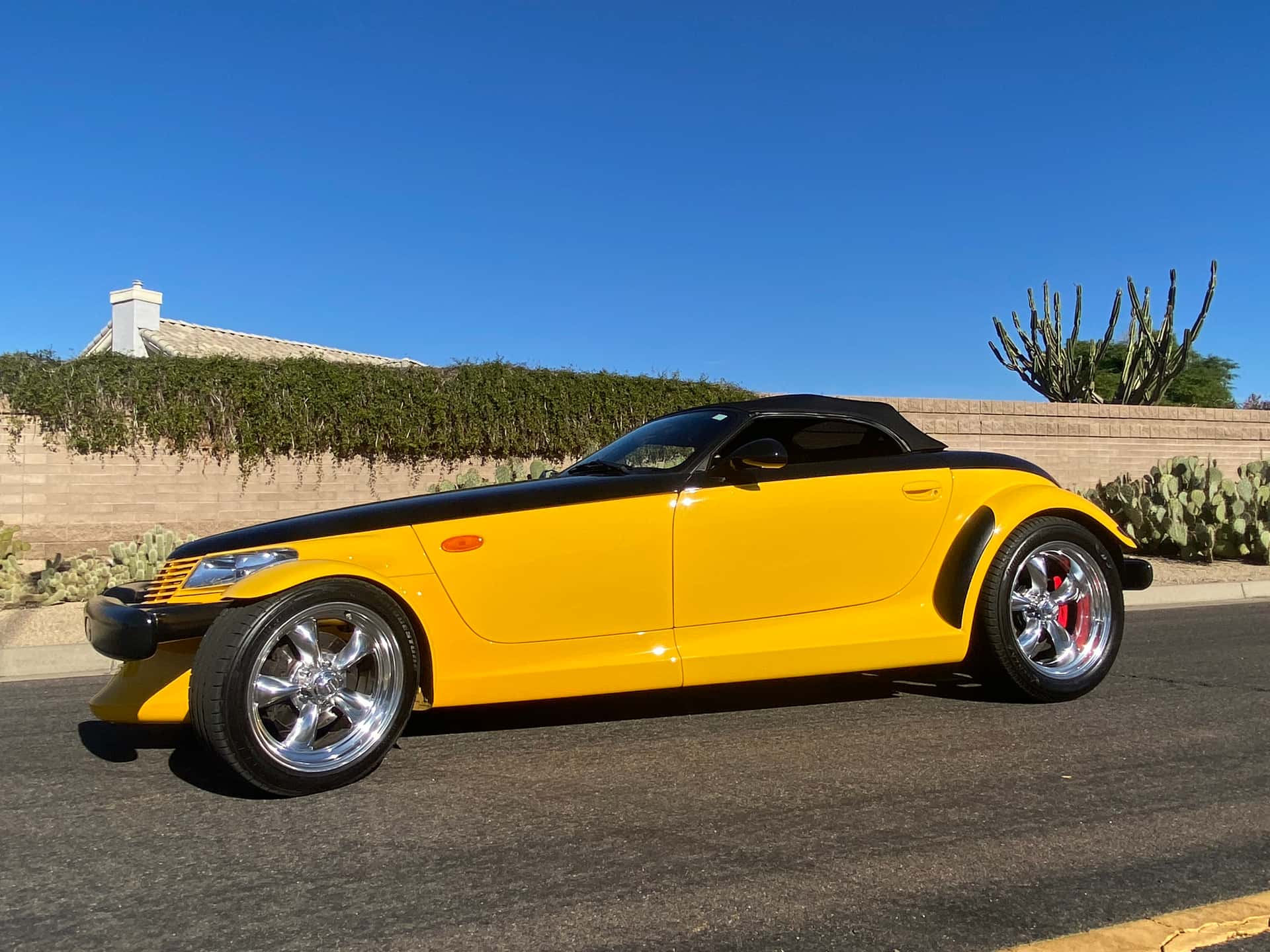 2000 Plymouth Prowler sold for $25,000
