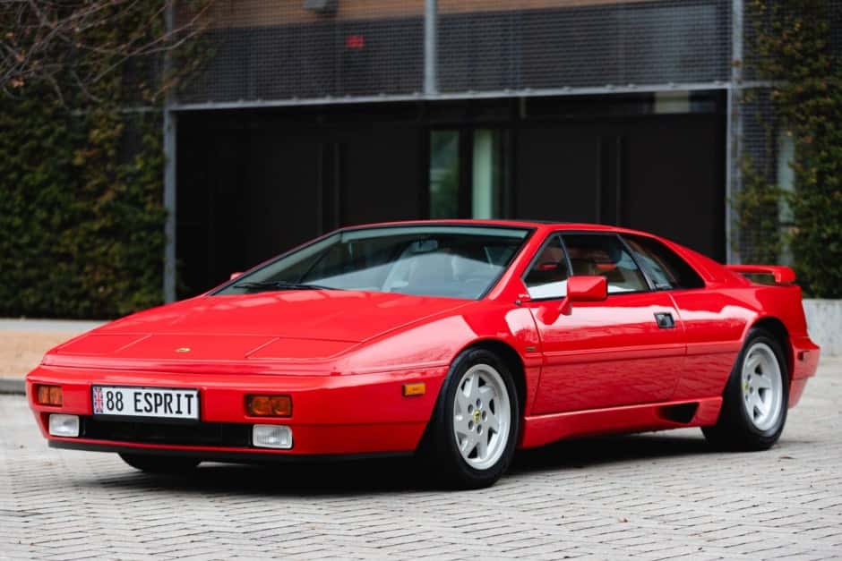 1988 Lotus Esprit sold for $40,000
