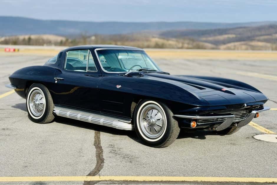 1964 Chevrolet Corvette C2 sold for $71,000