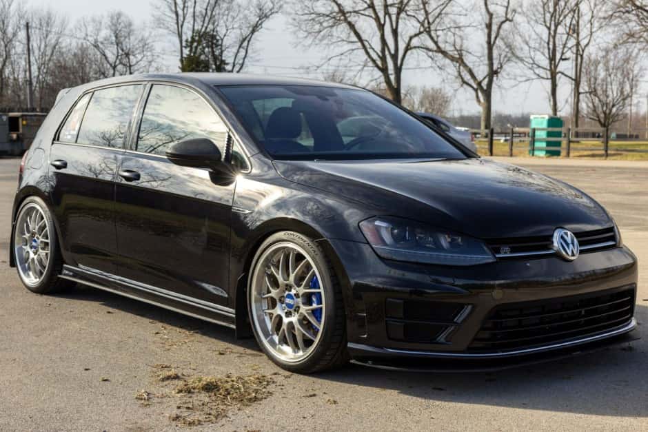 2016 Volkswagen Golf R sold for $19,000