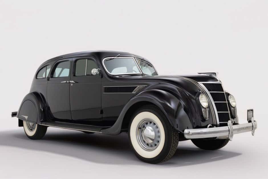 1935 Chrysler & DeSoto Airflow sold for $18,750