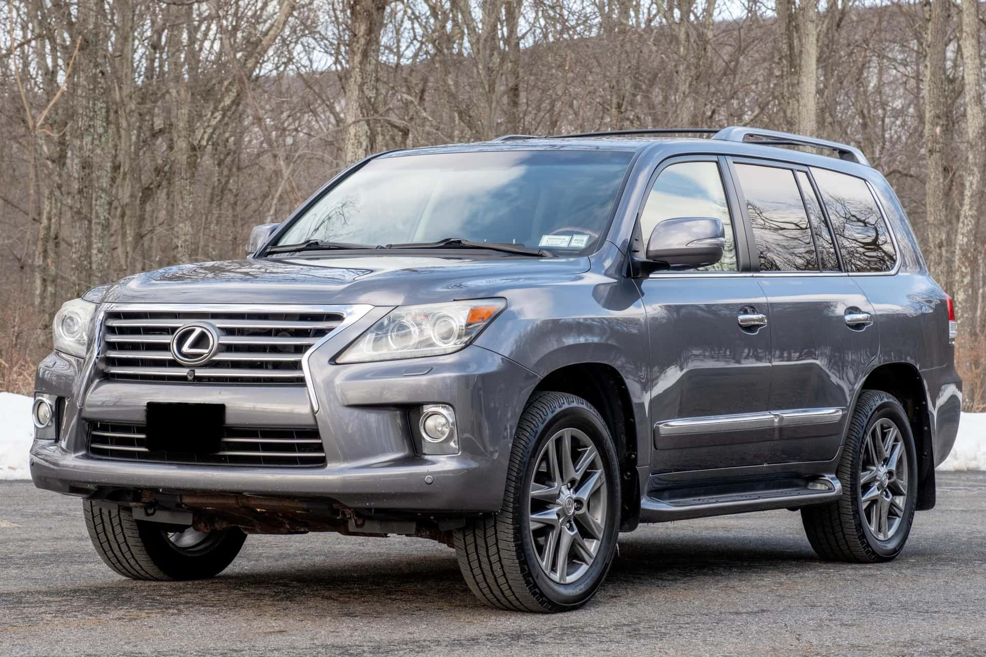 2013 Lexus LX sold for $20,250