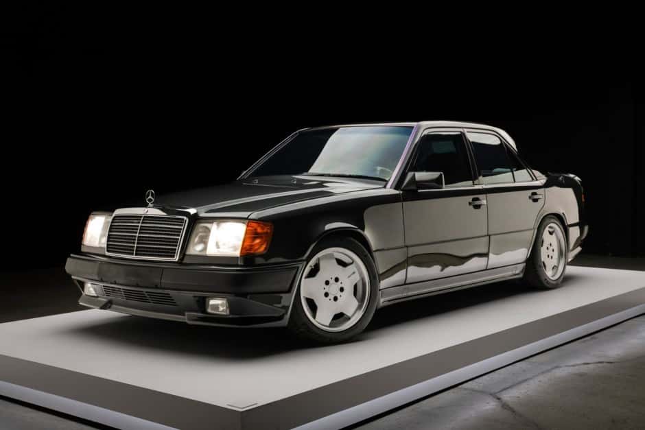 1991 Mercedes-Benz W124 E-Class sold for $115,500