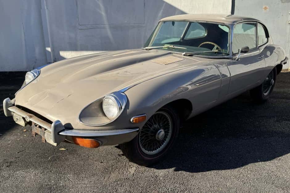 1970 Jaguar XKE Series II sold for $11,500