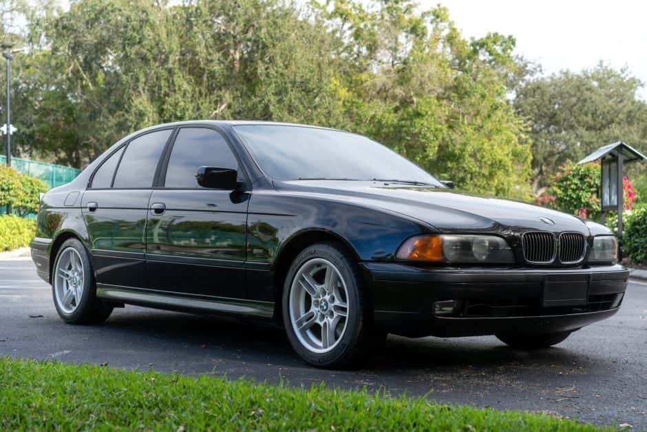 2000 BMW E39 5-Series sold for $12,250